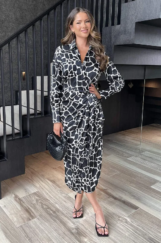 Black And White Giraffe Print Side Tie Waist Wrap Midi Dress Fashionable Wide Leg Midi Dress Black And White Giraffe Print Side Tie Waist Wrap Midi Dress Fashionable Wide Leg Midi Dress