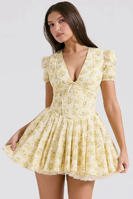 Retro Ditsy Floral Plunge Short Sleeve Tulle Summer Vacation Mini Dress Elegant Lace Mini Dress Retro Ditsy Floral Plunge Short Sleeve Tulle Summer Vacation Mini Dress Elegant Lace Mini Dress