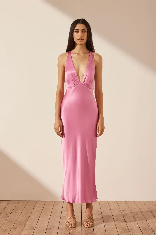 SHONA JOY ARIENZO PLUNGED CROSS BACK MIDI DRESS - IBIS ROSE Trendy Square Neck Midi Dress SHONA JOY ARIENZO PLUNGED CROSS BACK MIDI DRESS - IBIS ROSE Trendy Square Neck Midi Dress