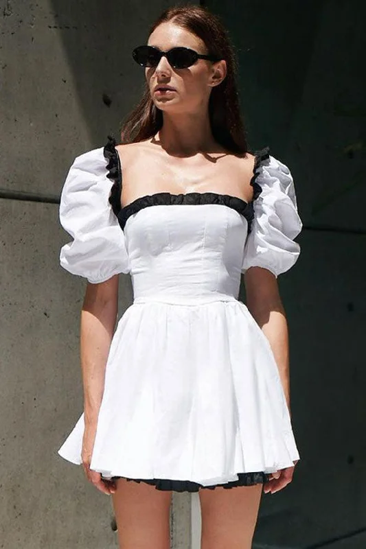 Vintage Bicolor Ruffled Square Neck Puff Sleeve Fit & Flare Summer Mini Dress - White Fashionable Lace Mini Dress Vintage Bicolor Ruffled Square Neck Puff Sleeve Fit & Flare Summer Mini Dress - White Fashionable Lace Mini Dress